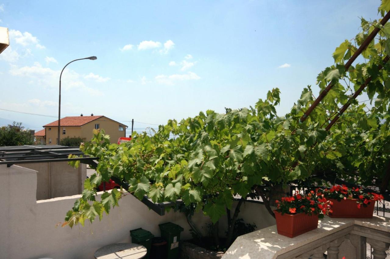 Apartments With A Parking Space Novi Vinodolski - 5593 Exterior photo